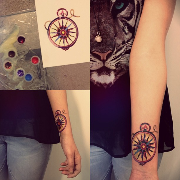 sasha-unisex-compass-tattoo